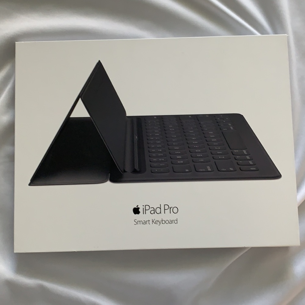 Apple Smart Keyboard for 2015 iPad Pro 12.9- Inch